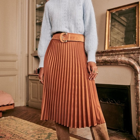 Sezane Midi-length pleaded skirt NWT - Picture 2 of 6